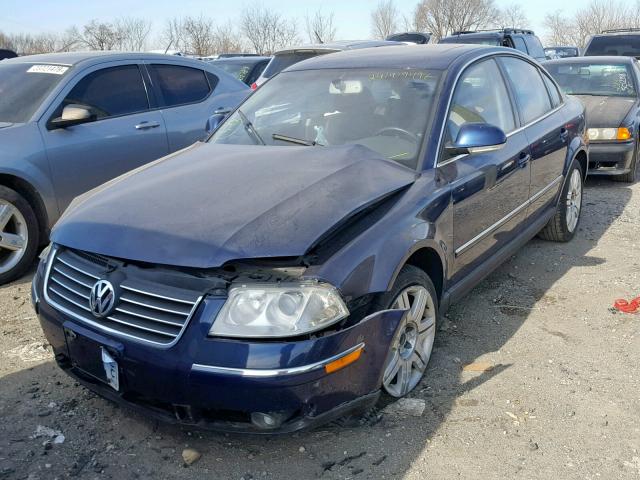 WVWRU63B75P059816 - 2005 VOLKSWAGEN PASSAT GLX 蓝色 照片 2
