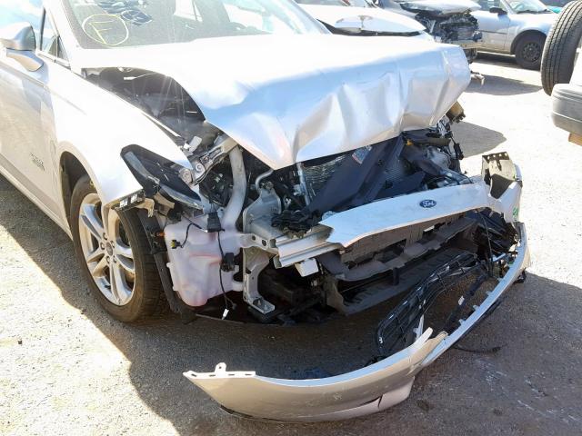 3FA6P0SU6GR235945 - 2016 FORD FUSION TIT SILVER photo 9