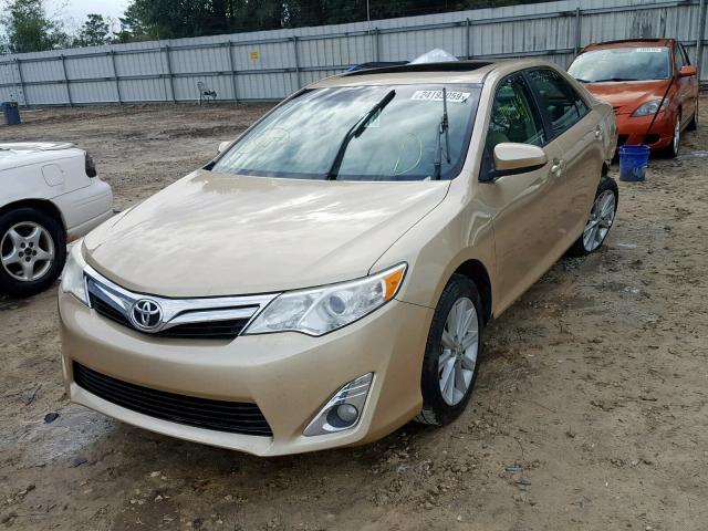 4T1BF1FKXCU085900 - 2012 TOYOTA CAMRY BASE GOLD photo 2