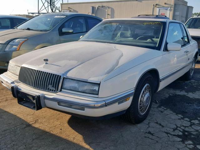 1G4EZ13C7LU405255 - 1990 BUICK RIVIERA WHITE photo 2