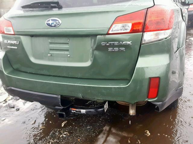 4S4BRDLC9B2323395 - 2011 SUBARU OUTBACK 3. GREEN photo 9