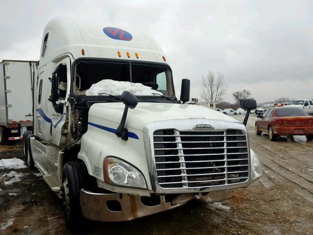 3AKJGLD57FSGN4363 - 2015 FREIGHTLINER CASCADIA 1 WHITE photo 1