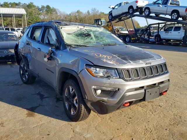 3C4NJDDB7JT180183 - 2018 JEEP COMPASS TR SILVER photo 1