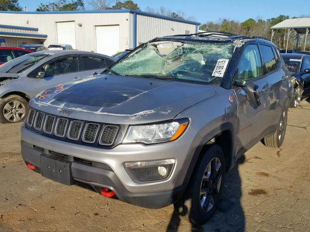 3C4NJDDB7JT180183 - 2018 JEEP COMPASS TR SILVER photo 2