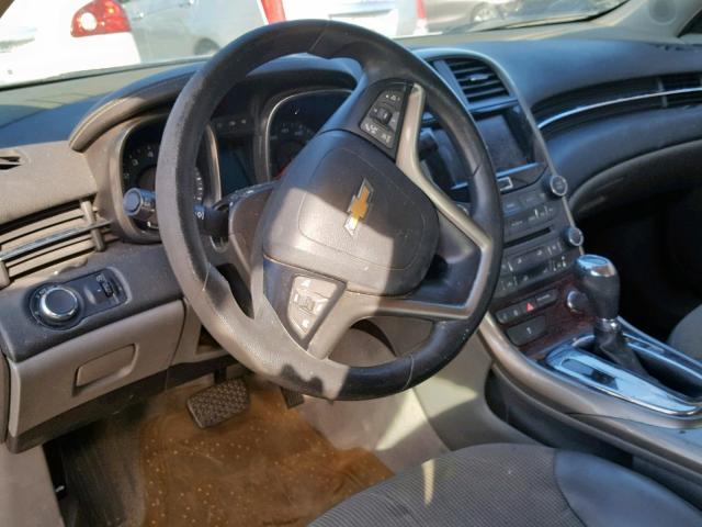 1G11C5SA3DF256059 - 2013 CHEVROLET MALIBU 1LT ვერცხლისფერი ფოტო 9