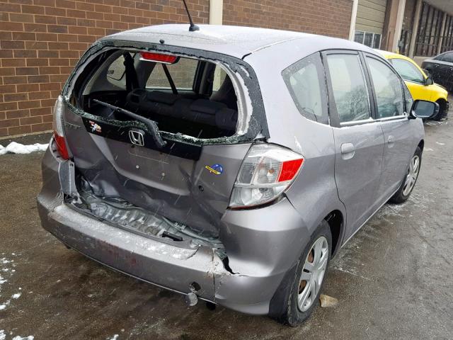 JHMGE88209S048795 - 2009 HONDA FIT GRAY photo 4