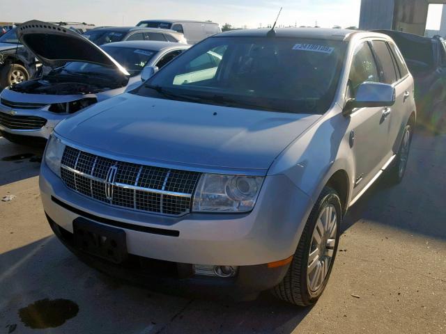 2LMDU68C69BJ09114 - 2009 LINCOLN MKX SILVER photo 2