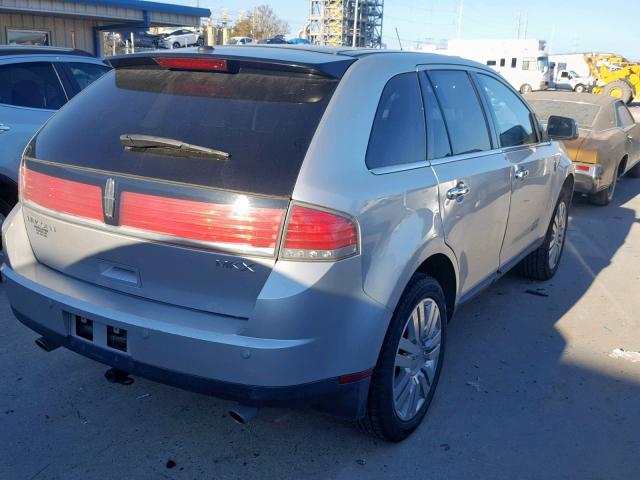 2LMDU68C69BJ09114 - 2009 LINCOLN MKX SILVER photo 4