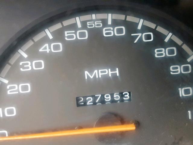 JAACL11LXM7225095 - 1991 ISUZU CONVENTION WHITE photo 8