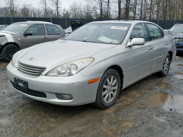 JTHBA30G945046647 - 2004 LEXUS ES 330 SILVER photo 2