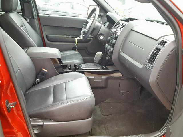 1FMCU04G19KB39897 - 2009 FORD ESCAPE LIM RED photo 5