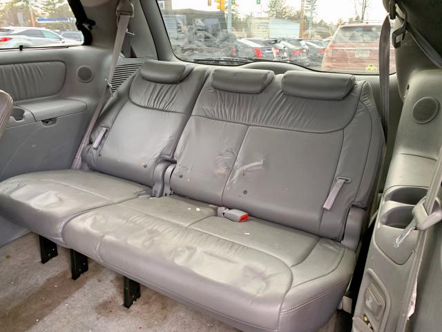 5TDBA22C76S069430 - 2006 TOYOTA SIENNA XLE BLUE photo 9