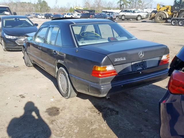 WDBEA30D0KA962799 - 1989 MERCEDES-BENZ 300 E BLACK photo 3