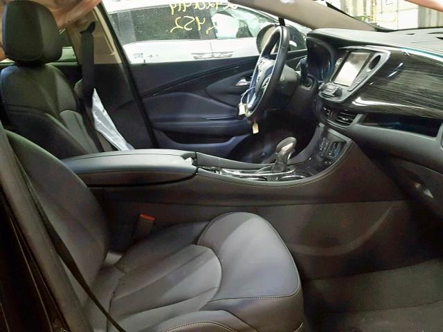 LRBFXESXXHD161732 - 2017 BUICK ENVISION P BLACK photo 5