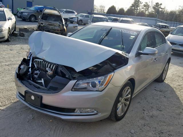 1G4GB5G3XGF168303 - 2016 BUICK LACROSSE SILVER photo 2