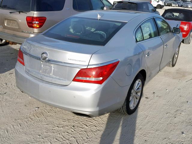 1G4GB5G3XGF168303 - 2016 BUICK LACROSSE SILVER photo 4