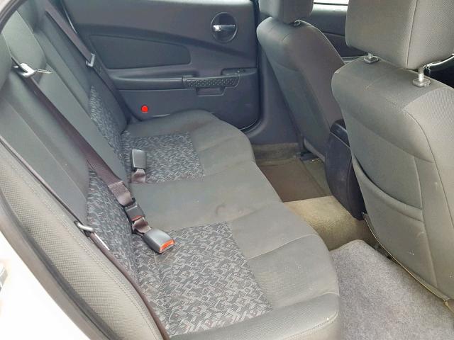 2G2WP522941102879 - 2004 PONTIAC GRAND PRIX SILVER photo 6