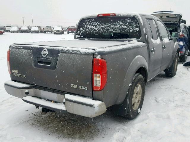 1N6AD07W88C444222 - 2008 NISSAN FRONTIER C GRAY photo 4