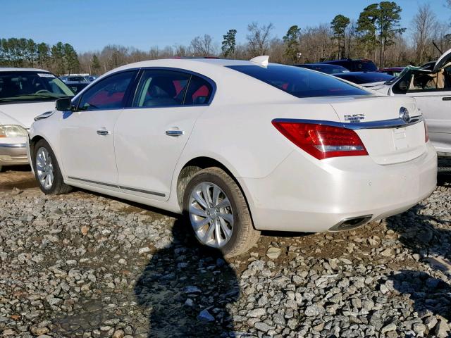 1G4GB5G39GF268778 - 2016 BUICK LACROSSE WHITE photo 3