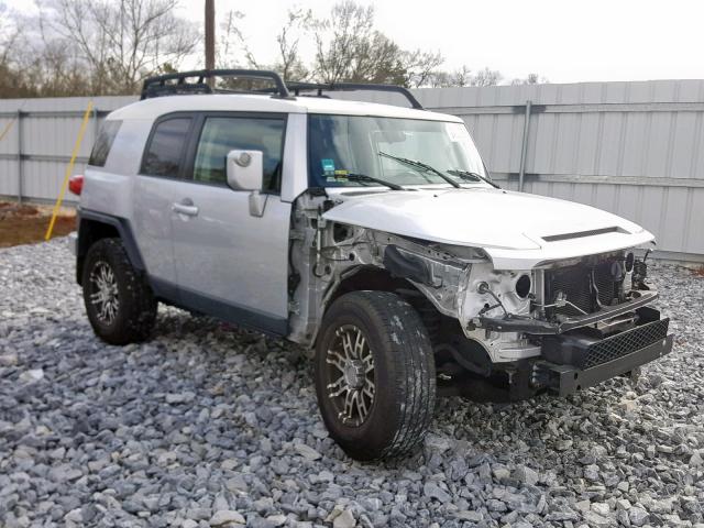 JTEZU11F98K003950 - 2008 TOYOTA FJ CRUISER SILVER photo 1