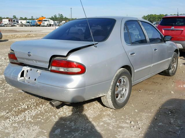 1N4BU31D0SC228667 - 1995 NISSAN ALTIMA XE SILVER photo 4