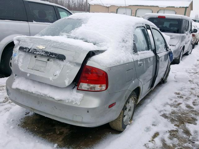 KL1TJ52654B172924 - 2004 CHEVROLET AVEO LS SILVER photo 4