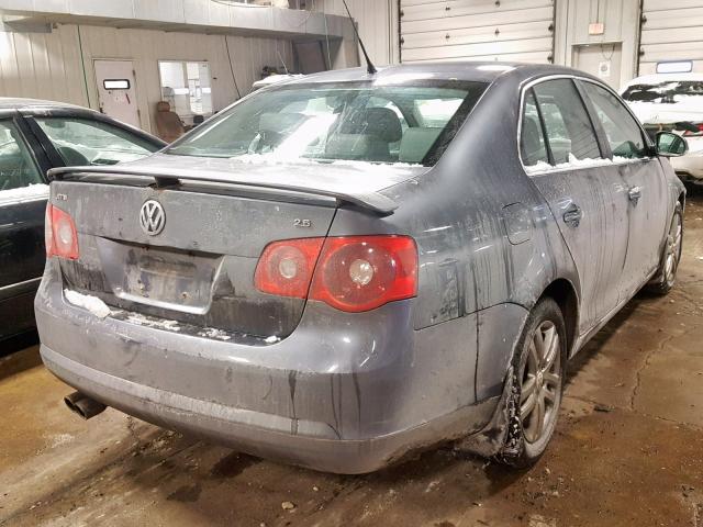 3VWEF81K07M056818 - 2007 VOLKSWAGEN JETTA WOLF GRAY photo 4