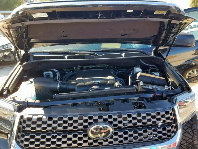 5TFDW5F16JX735832 - 2018 TOYOTA TUNDRA CRE BLACK photo 7