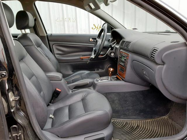 WVWTU63B45P021482 - 2005 VOLKSWAGEN PASSAT GLX 黑色 照片 5