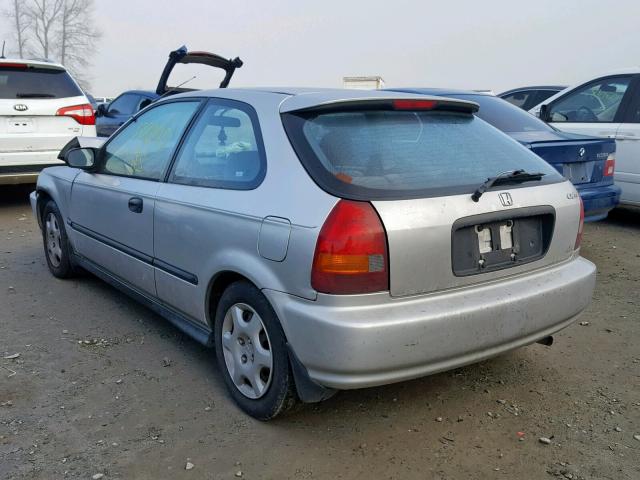 2HGEJ6445WH115718 - 1998 HONDA CIVIC DX SILVER photo 3