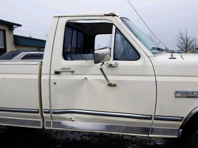 1FTEF26Y1HPB08241 - 1987 FORD F250 WHITE photo 9