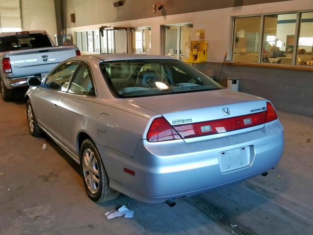 1HGCG22561A030940 - 2001 HONDA ACCORD EX SILVER photo 3