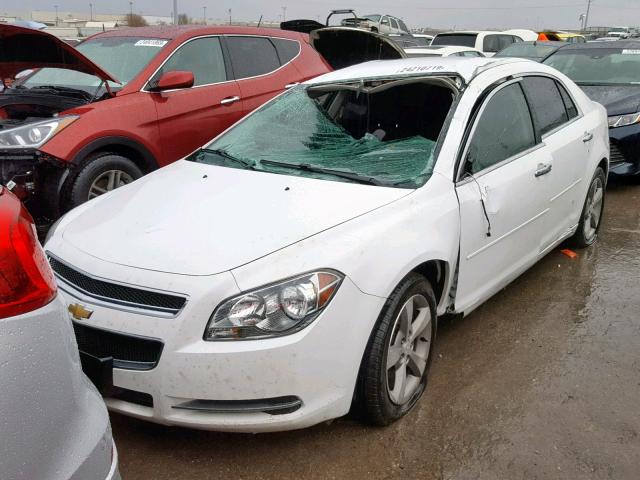1G1ZC5E09CF368885 - 2012 CHEVROLET MALIBU 1LT WHITE photo 2
