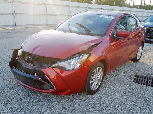 3MYDLBYV8HY166855 - 2017 TOYOTA YARIS IA RED photo 2