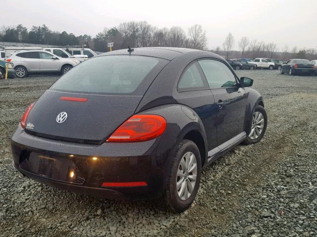 3VWF17AT1FM624935 - 2015 VOLKSWAGEN BEETLE 1.8 BLACK photo 4