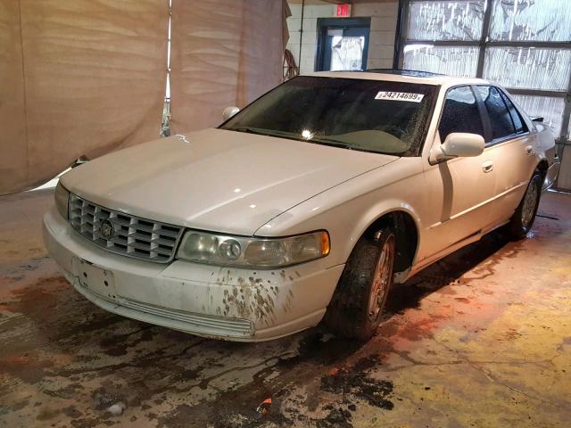 1G6KS54YX1U242632 - 2001 CADILLAC SEVILLE SL WHITE photo 2