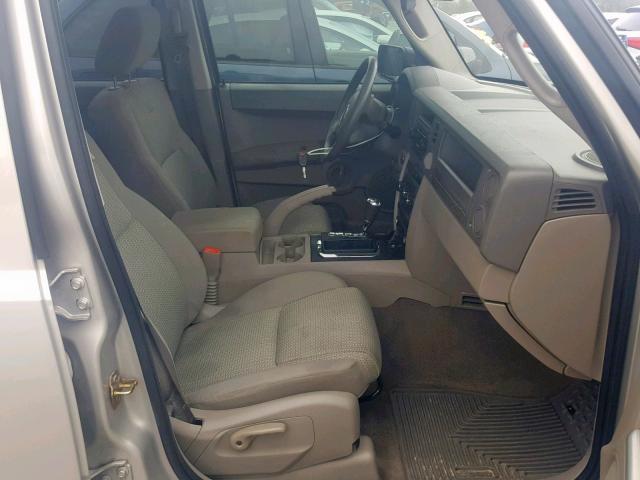 1J8HH48P67C628067 - 2007 JEEP COMMANDER Gümüş foto 5