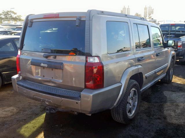 1J8HH48N26C153773 - 2006 JEEP COMMANDER BEIGE photo 4