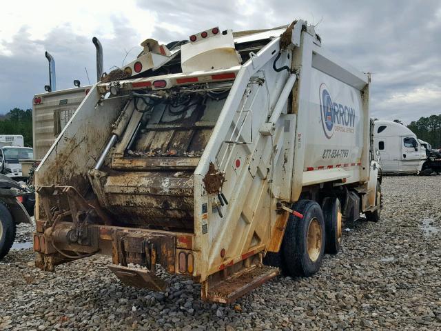 1FVACXCYXEHFR7650 - 2014 FREIGHTLINER M2 106 MED WHITE photo 4