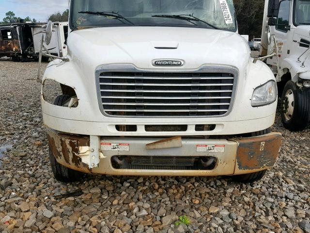 1FVACXCYXEHFR7650 - 2014 FREIGHTLINER M2 106 MED WHITE photo 7