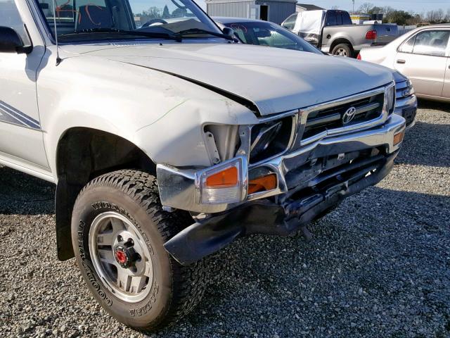 JT4RN01P9R7063560 - 1994 TOYOTA PICKUP 1/2 WHITE photo 9