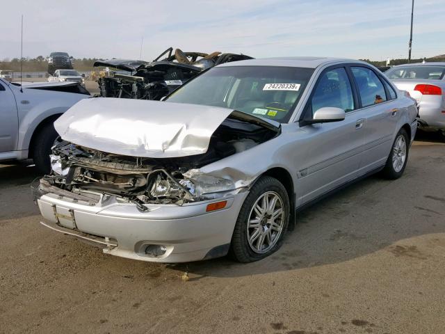 YV1TS592651396942 - 2005 VOLVO S80 2.5T SILVER photo 2