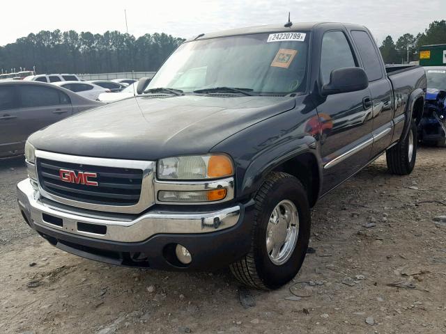 1GTEK19TX3E155357 - 2003 GMC NEW SIERRA CHARCOAL photo 2