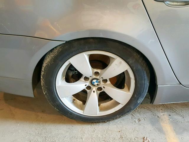 WBANN73577CN04803 - 2007 BMW 530 XIT SILVER photo 9