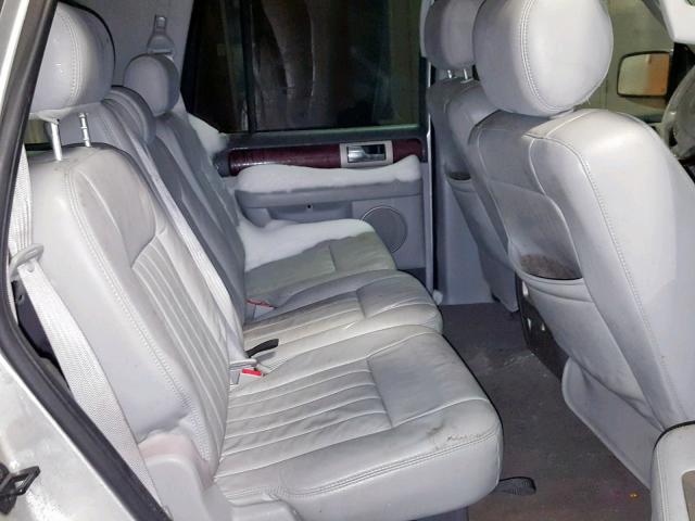 5LMFU28585LJ01277 - 2005 LINCOLN NAVIGATOR Күміс фото 6