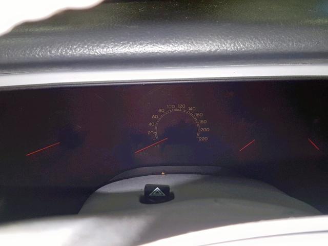 5LMFU28585LJ01277 - 2005 LINCOLN NAVIGATOR Күміс фото 8