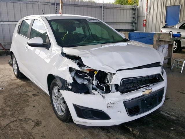 1G1JC6SH1F4166295 - 2015 CHEVROLET SONIC LT WHITE photo 1