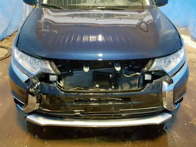 JA4AZ3A36JJ005214 - 2018 MITSUBISHI OUTLANDER BLUE photo 9