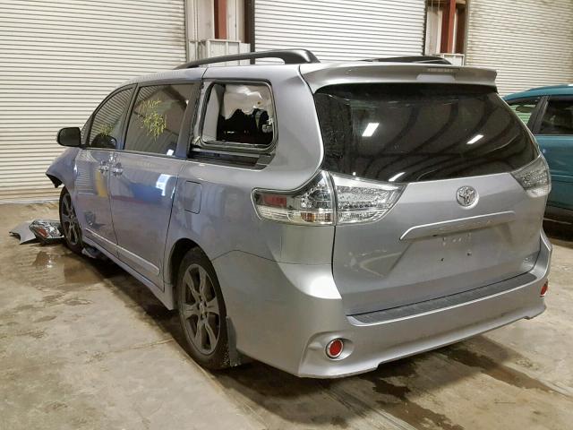 5TDXZ3DC3HS790218 - 2017 TOYOTA SIENNA SE SILVER photo 3