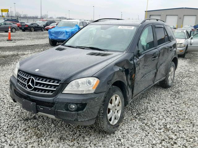 4JGBB86E07A229315 - 2007 MERCEDES-BENZ ML 350 BLACK photo 2